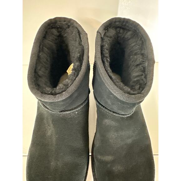 Ugg Women's Classic Mini Side Logo Boots 5" Shaft Black Size 7 Suede 1122558 - Picture 5 of 9